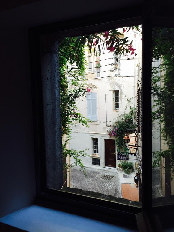 Maisonnette Medievale By Icasamia Apartamento Antibes Quarto foto